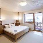 Christine Безау