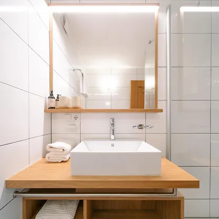 Gado Zimmer & Appartements Апартаменты *