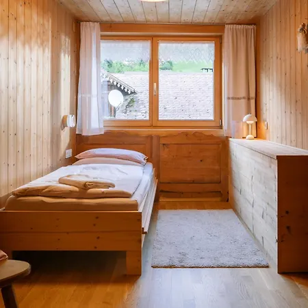 Апартаменты Gado Zimmer & Appartements Безау