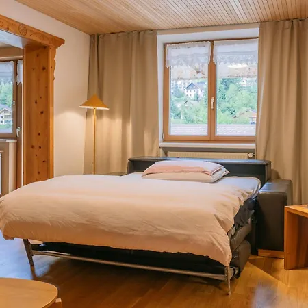 Gado Zimmer & Appartements Апартаменты *