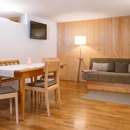 Gado Zimmer & Appartements